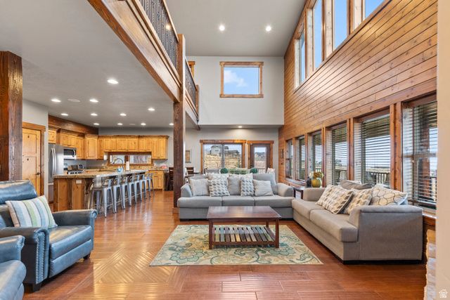 216 HAWKSBEARD CIR, Fish Haven, ID 83287