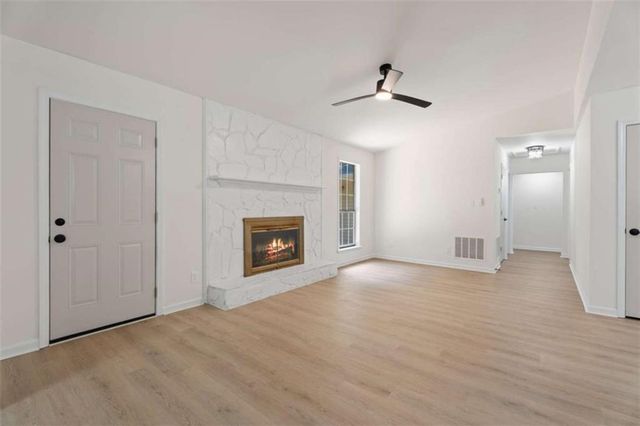 419 Marcella Avenue, Sharpsburg, GA 30277