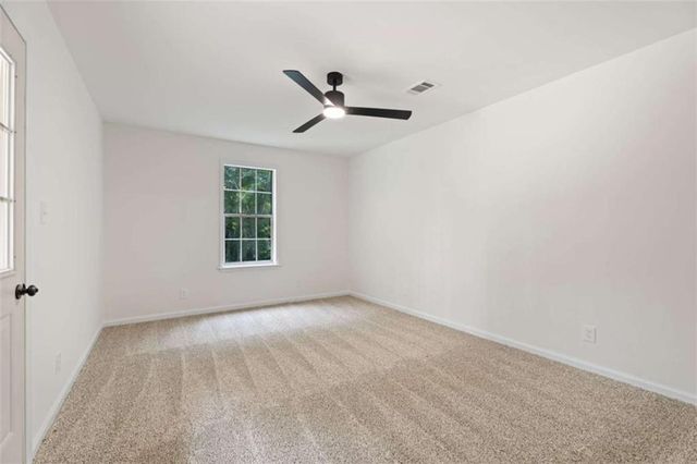 419 Marcella Avenue, Sharpsburg, GA 30277