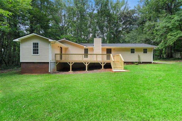 419 Marcella Avenue, Sharpsburg, GA 30277