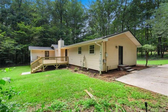 419 Marcella Avenue, Sharpsburg, GA 30277