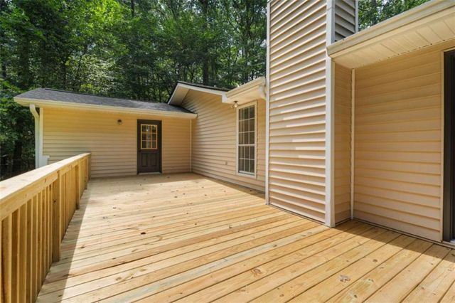 419 Marcella Avenue, Sharpsburg, GA 30277