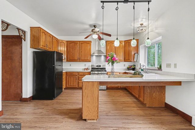 204 BULLFROG RD, Gettysburg, PA 17325