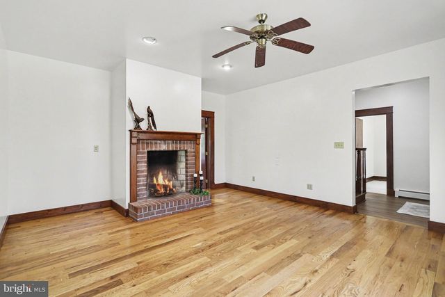 204 BULLFROG RD, Gettysburg, PA 17325