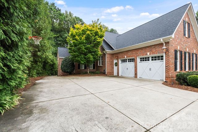 9263 Egret Ridge, Belmont, NC 28012