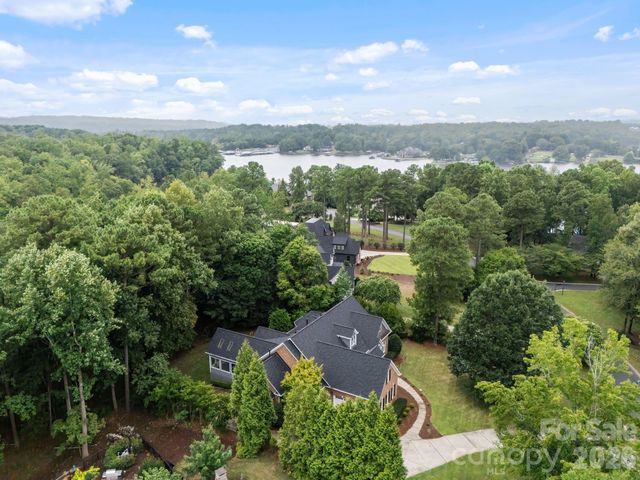 9263 Egret Ridge, Belmont, NC 28012