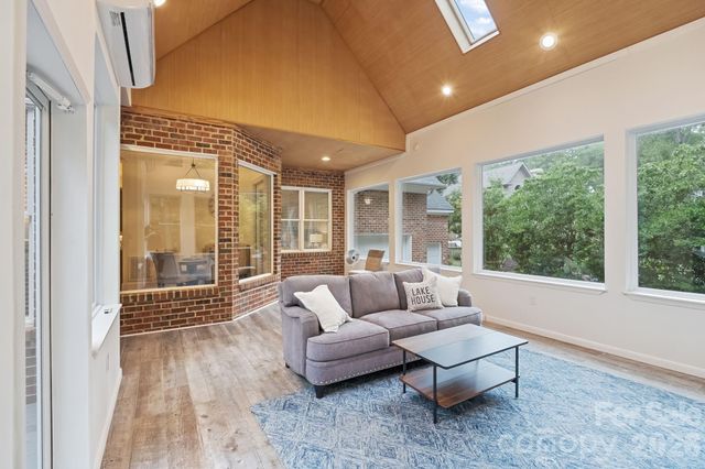 9263 Egret Ridge, Belmont, NC 28012