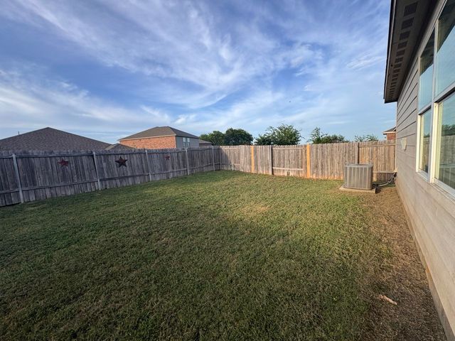 231 Lamont Road, Anna, TX 75409