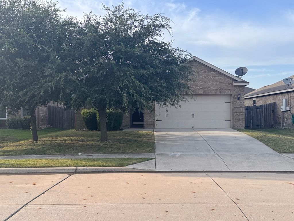 231 Lamont Road, Anna, TX 75409