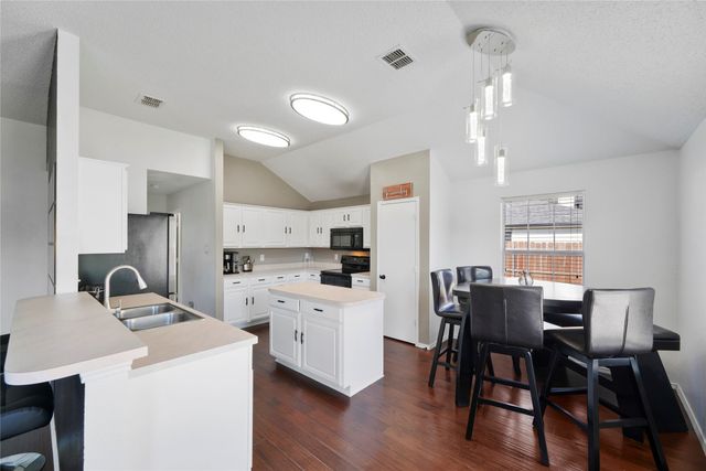 2603 Clark Drive, Corinth, TX 76210