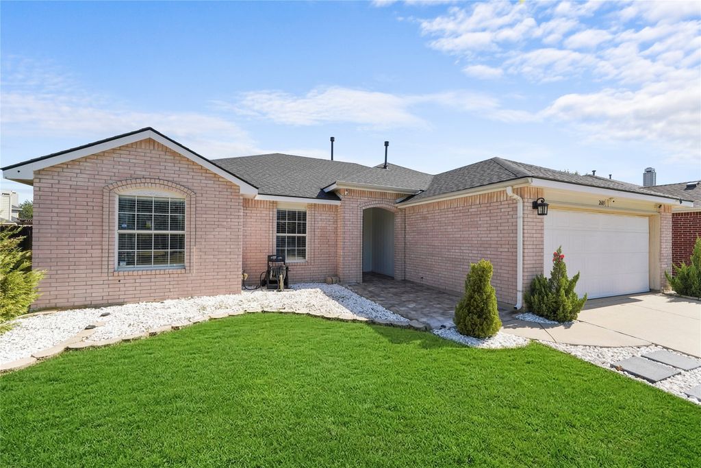 2603 Clark Drive, Corinth, TX 76210 — photo 4