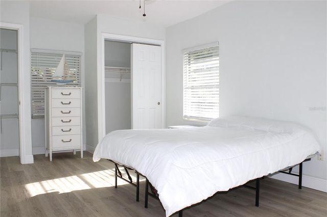 1302 E 33RD AVENUE, Tampa, FL 33603