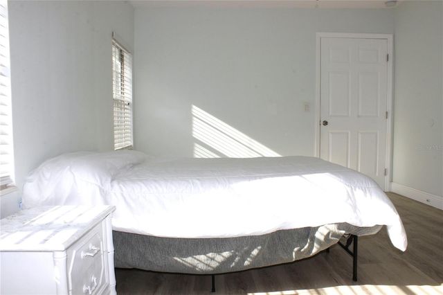 1302 E 33RD AVENUE, Tampa, FL 33603