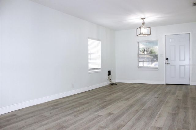 1302 E 33RD AVENUE, Tampa, FL 33603