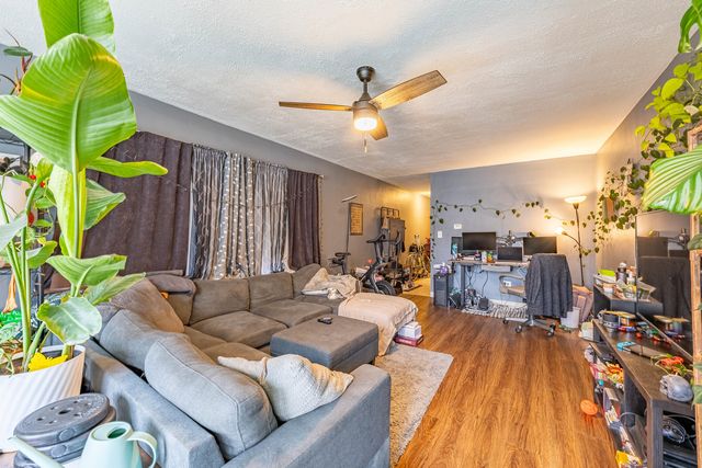 1008 Washington Boulevard 5, Oak Park, IL 60302