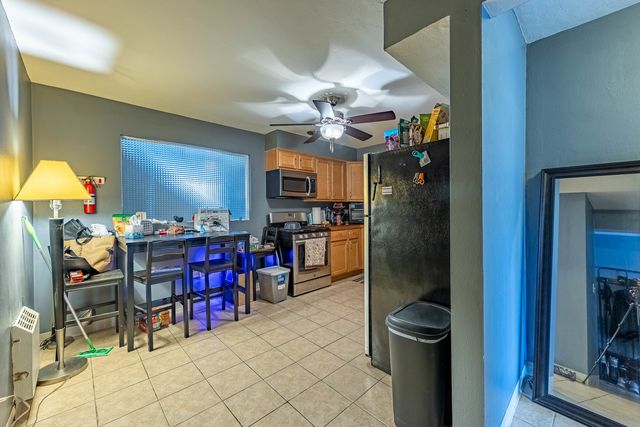 1008 Washington Boulevard 5, Oak Park, IL 60302