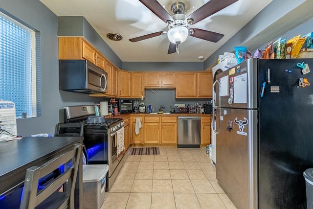 1008 Washington Boulevard 5, Oak Park, IL 60302