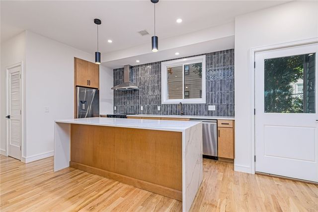 12 Daggett Court 2, Providence, RI 02906