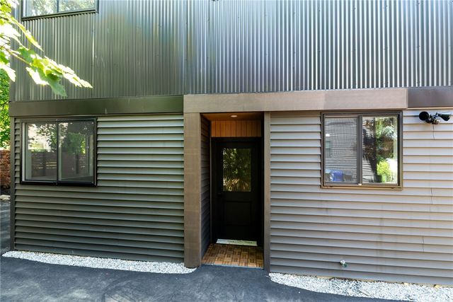 12 Daggett Court 2, Providence, RI 02906