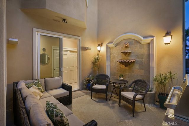 120 22nd Street, Huntington Beach, CA 92648