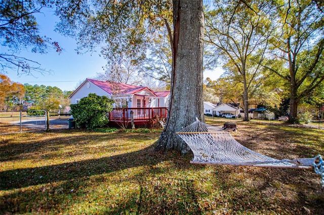 16 Garrett Avenue, Bremen, GA 30110