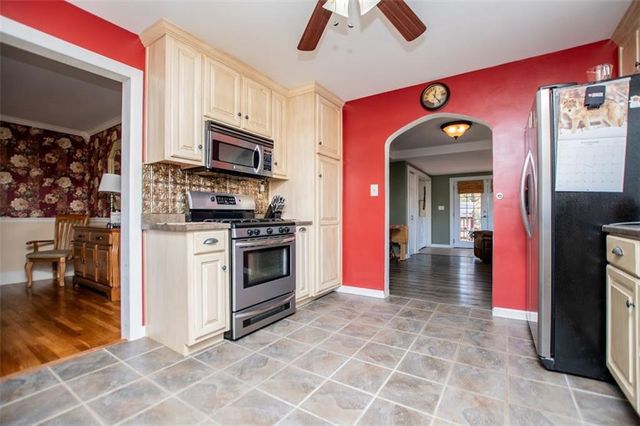 16 Garrett Avenue, Bremen, GA 30110