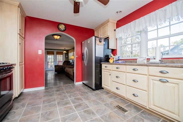 16 Garrett Avenue, Bremen, GA 30110