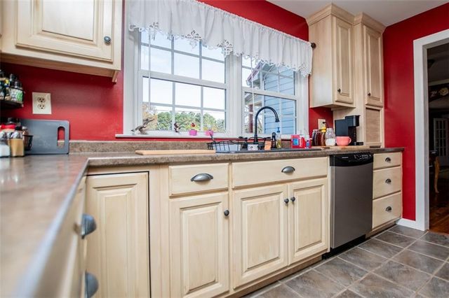 16 Garrett Avenue, Bremen, GA 30110