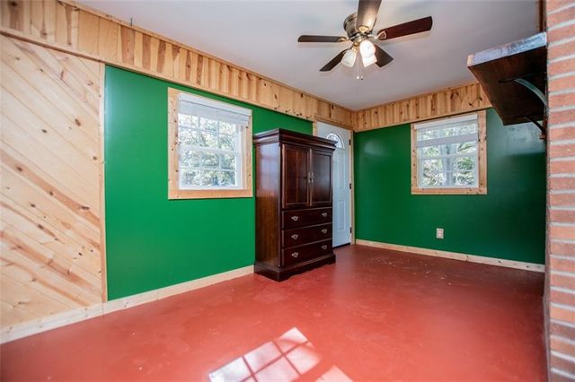 16 Garrett Avenue, Bremen, GA 30110