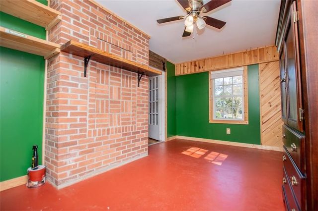 16 Garrett Avenue, Bremen, GA 30110