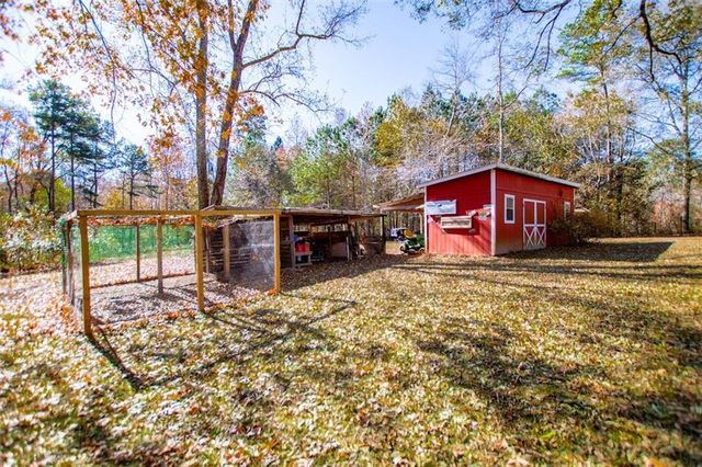 16 Garrett Avenue, Bremen, GA 30110
