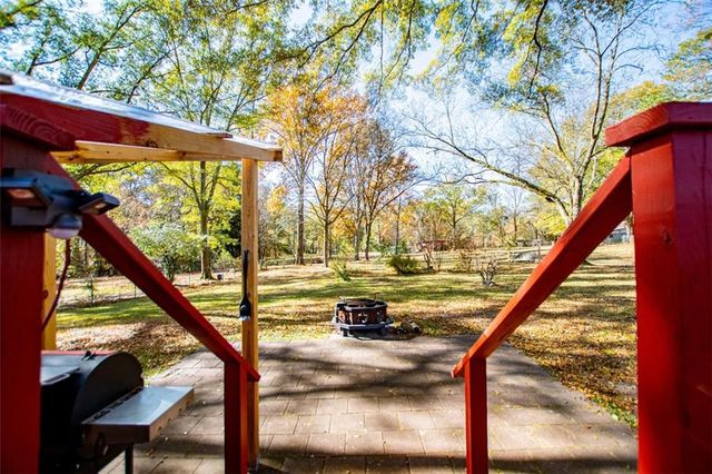 16 Garrett Avenue, Bremen, GA 30110