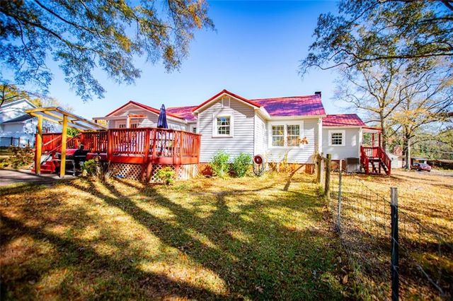 16 Garrett Avenue, Bremen, GA 30110