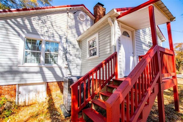 16 Garrett Avenue, Bremen, GA 30110