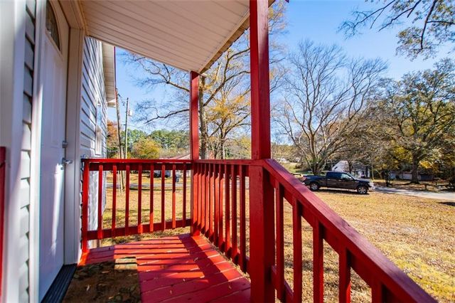 16 Garrett Avenue, Bremen, GA 30110