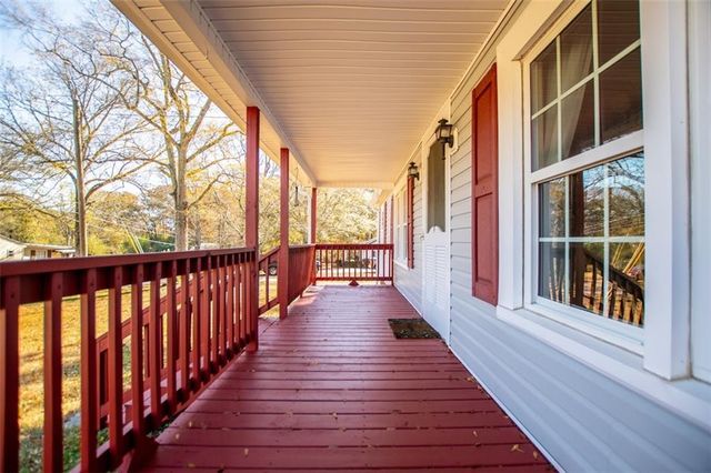 16 Garrett Avenue, Bremen, GA 30110