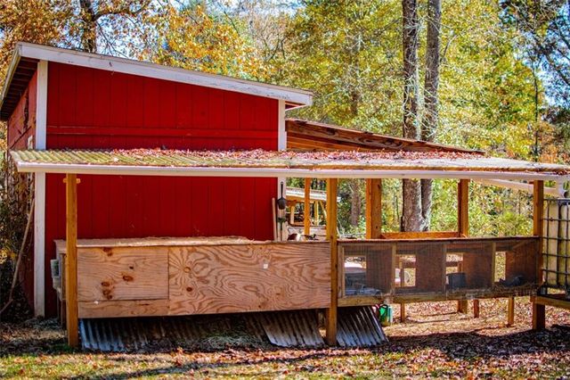 16 Garrett Avenue, Bremen, GA 30110