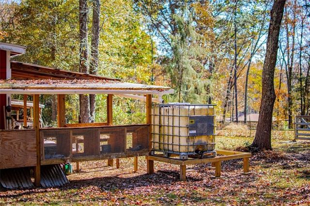 16 Garrett Avenue, Bremen, GA 30110