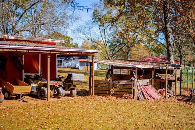 16 Garrett Avenue, Bremen, GA 30110