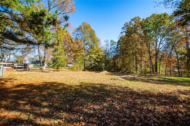 16 Garrett Avenue, Bremen, GA 30110