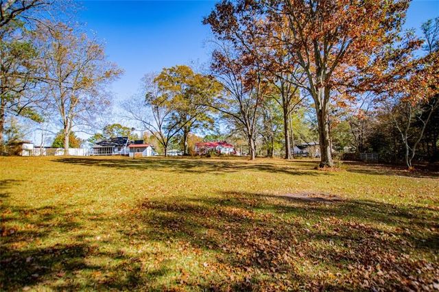 16 Garrett Avenue, Bremen, GA 30110