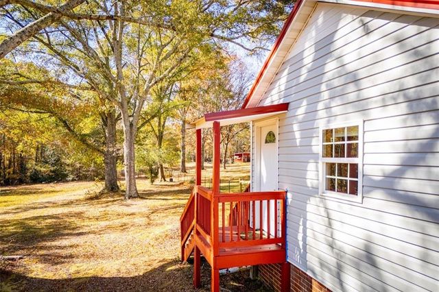 16 Garrett Avenue, Bremen, GA 30110