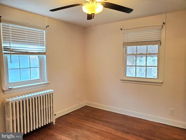 30 53RD ST SE, Washington, DC 20019
