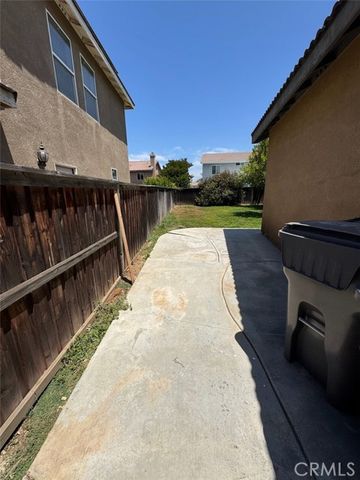 33618 Iris Lane, Murrieta, CA 92563