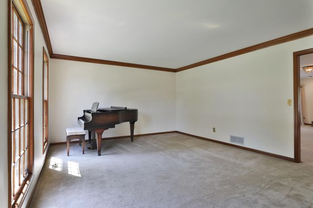 5613 Corey Swirl Drive, Dublin, OH 43017