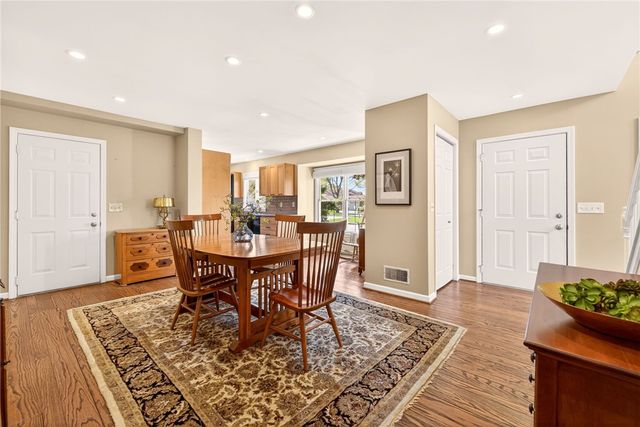 2 Montpelier Circle, Brighton, NY 14618