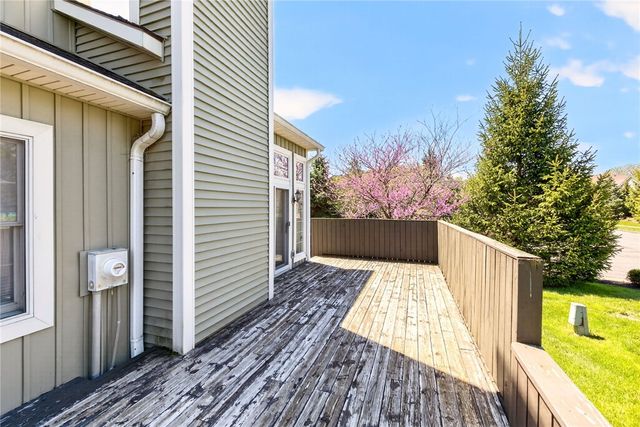 2 Montpelier Circle, Brighton, NY 14618