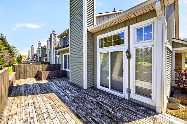 2 Montpelier Circle, Brighton, NY 14618