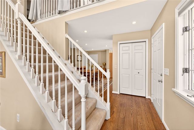 2 Montpelier Circle, Brighton, NY 14618