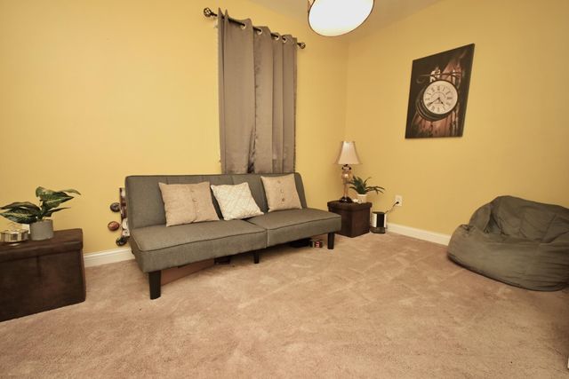 29 W Cobblestone Court, Florence, KY 41042